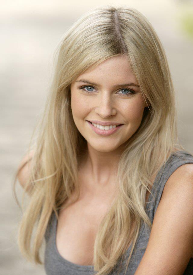 Jenna Rosenow nude 777