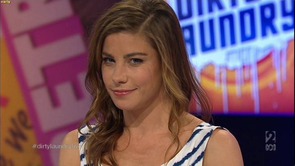 Brooke Satchwell Net Worth, Bio - Net Worth Roll