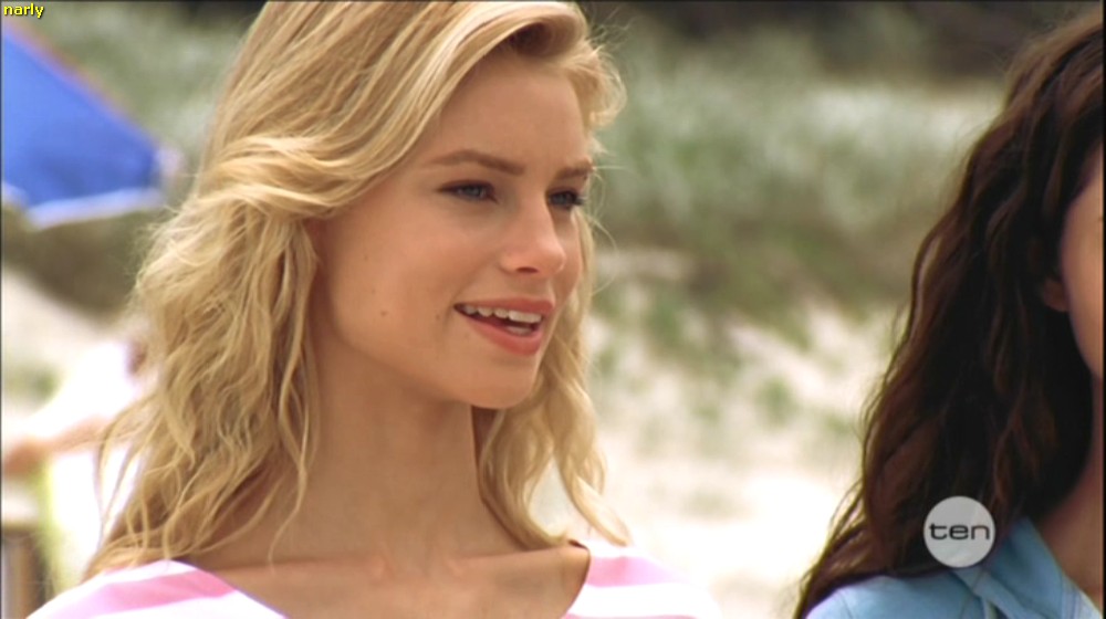 Lucy Fry desktop Wallpapers