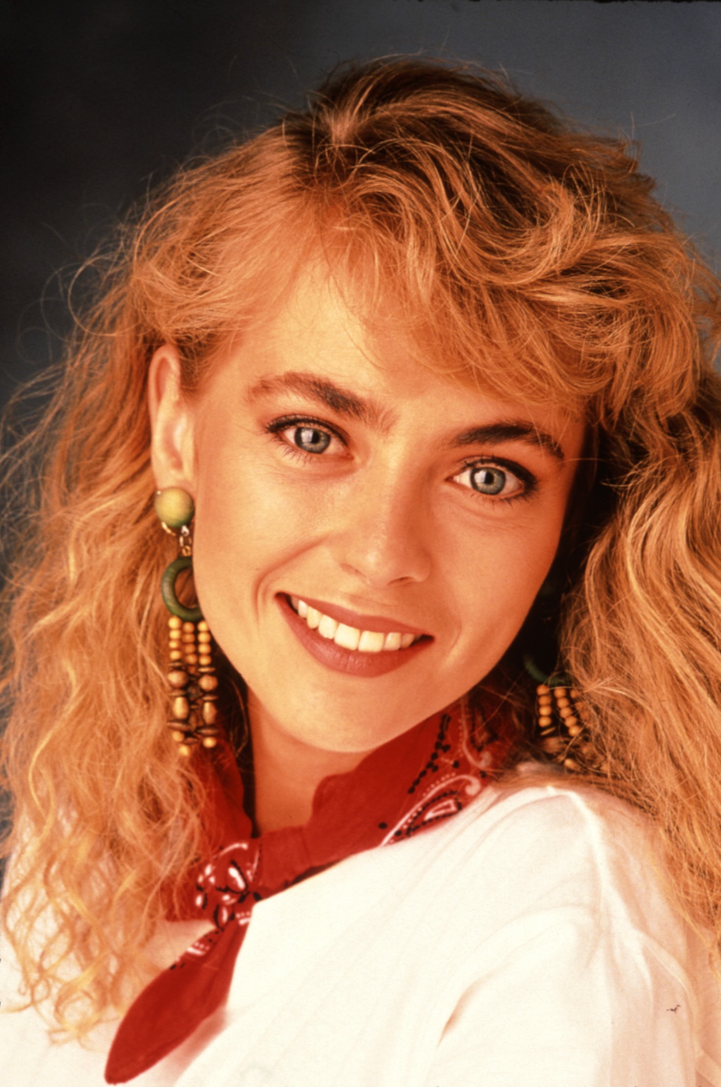 Annie Jones (actress) Annie Jones (actress)