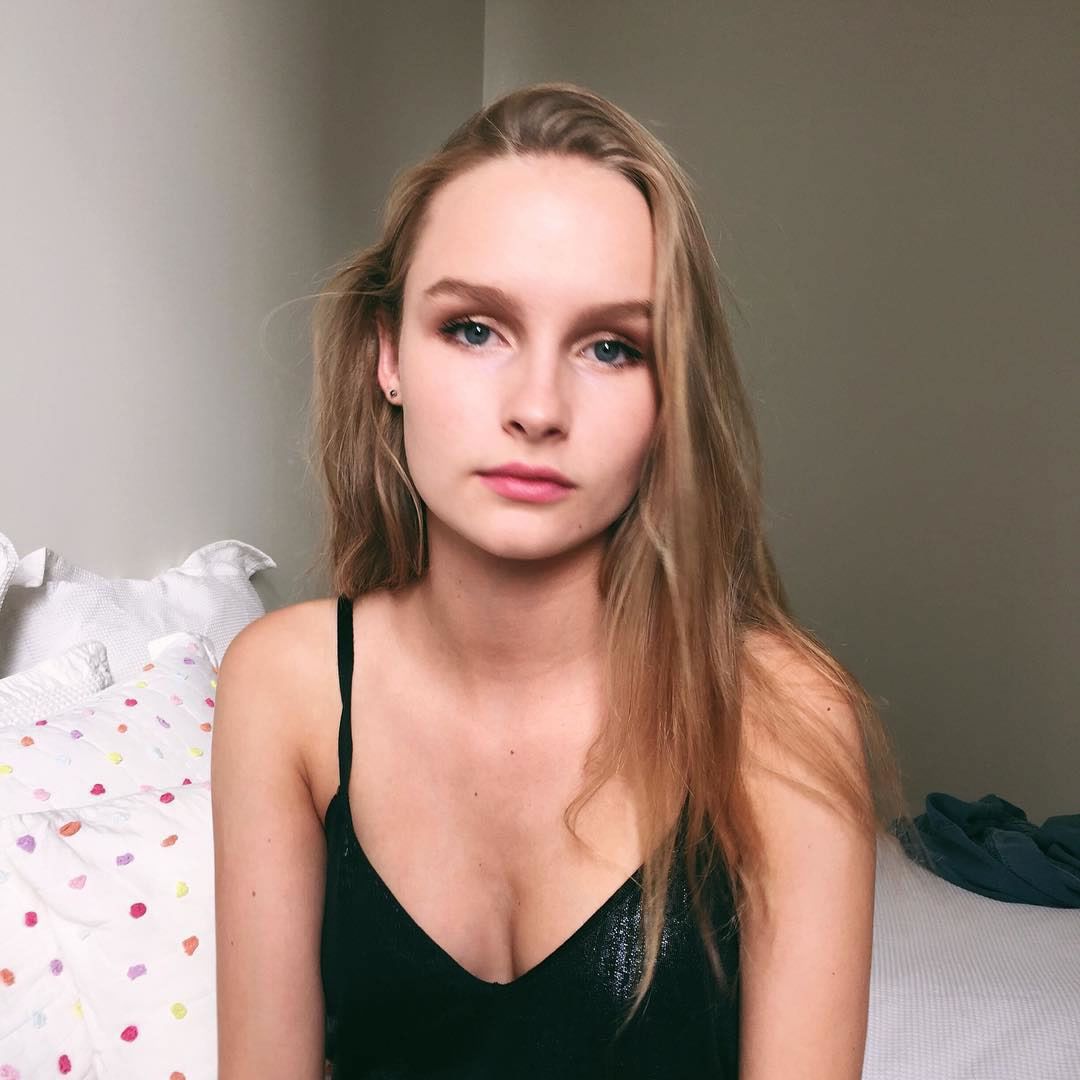 Olivia DeJonge Nude Photos 52 Olivia DeJonge Nude Photos 36
