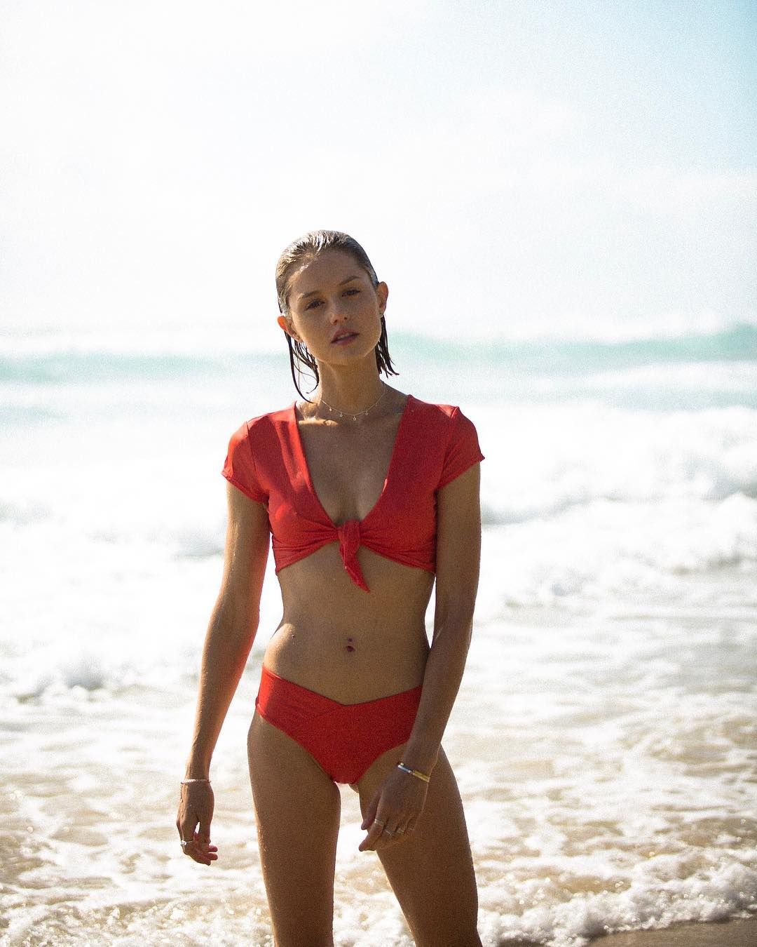 Isabelle Cornish Sexy & Topless (26 Photos) | #TheFappening